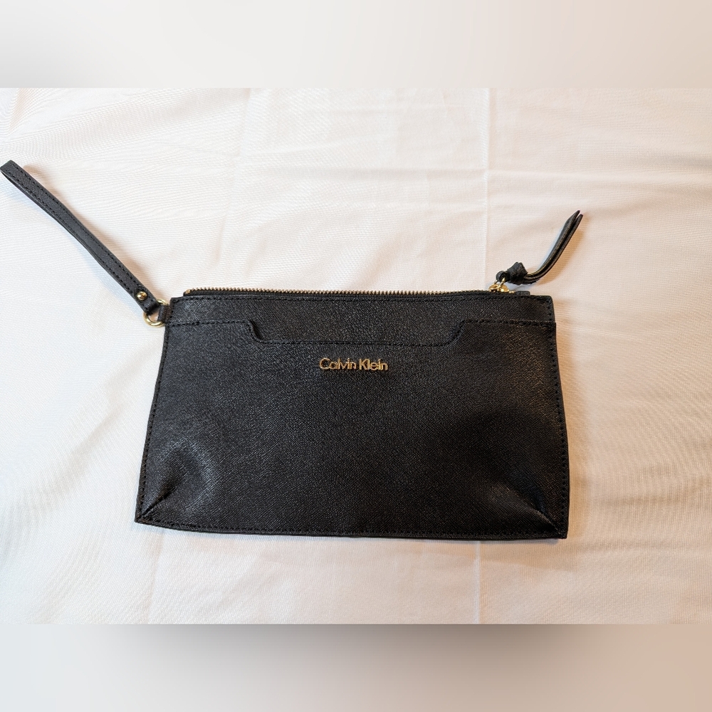 Calvin Klein Wristlet BNWOT